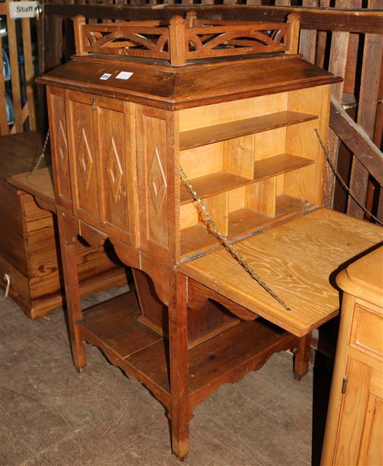 Unusual oak bureau / cabinet(-)